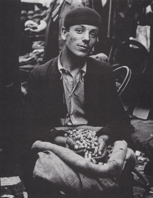 PeanutVendor 1930s