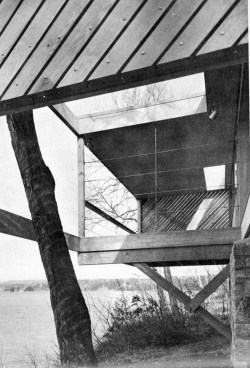 Marcel Breuer_Caesar cottage_2