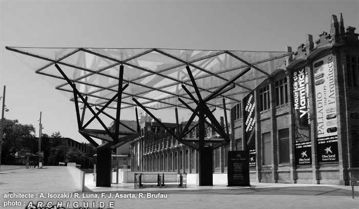 Isozaki_acceso Caixa Forum